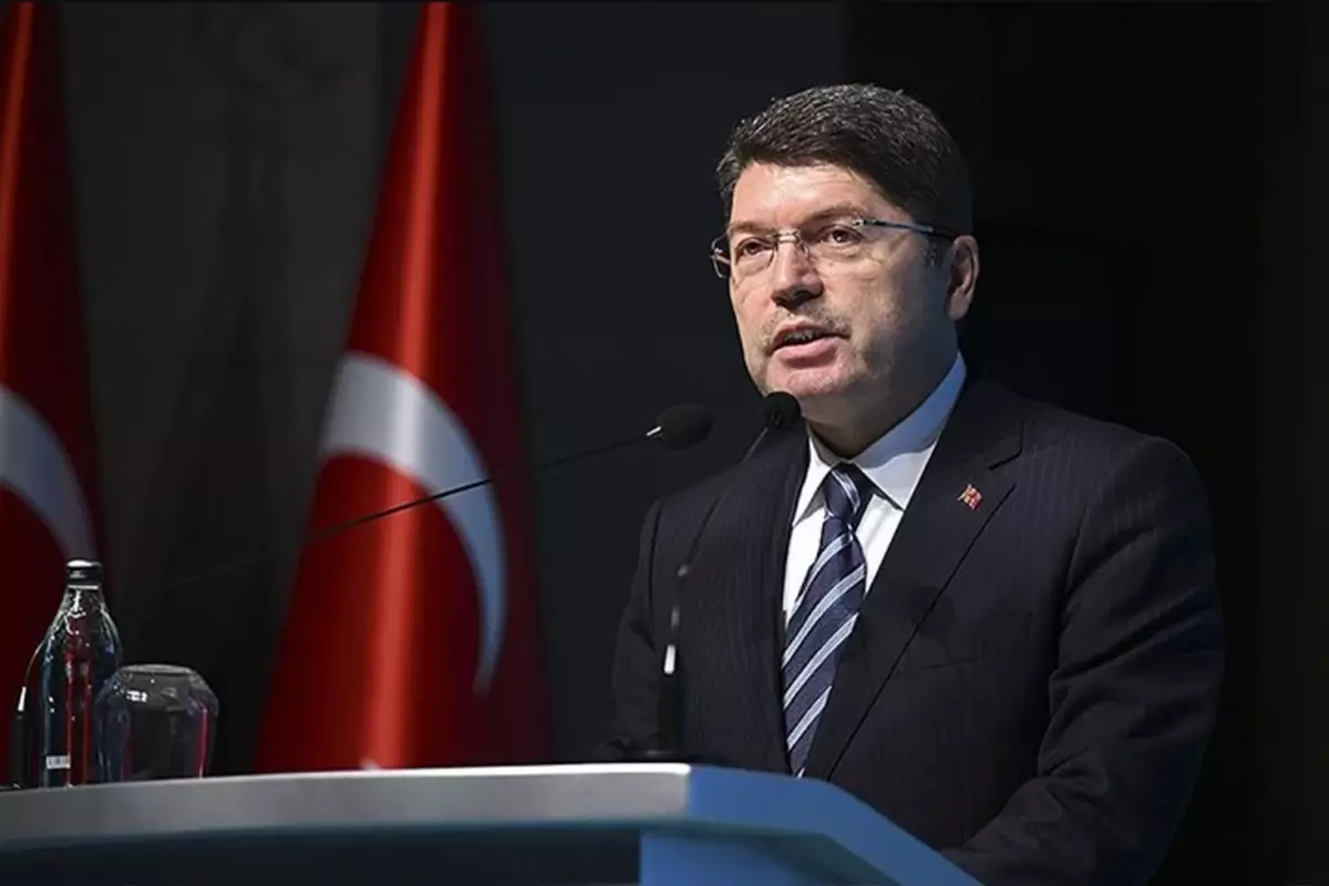 Adalet Bakanı Tunç: Provokatif İran-İsrail paylaşımlarına soruşturma başlatıldı