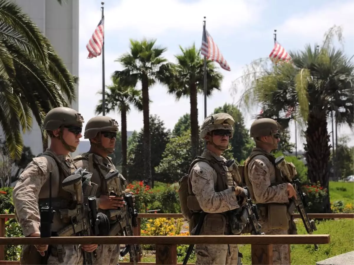 Los Angeles'ta Göçmen Protestoları İçin Asker Görevlendirildi