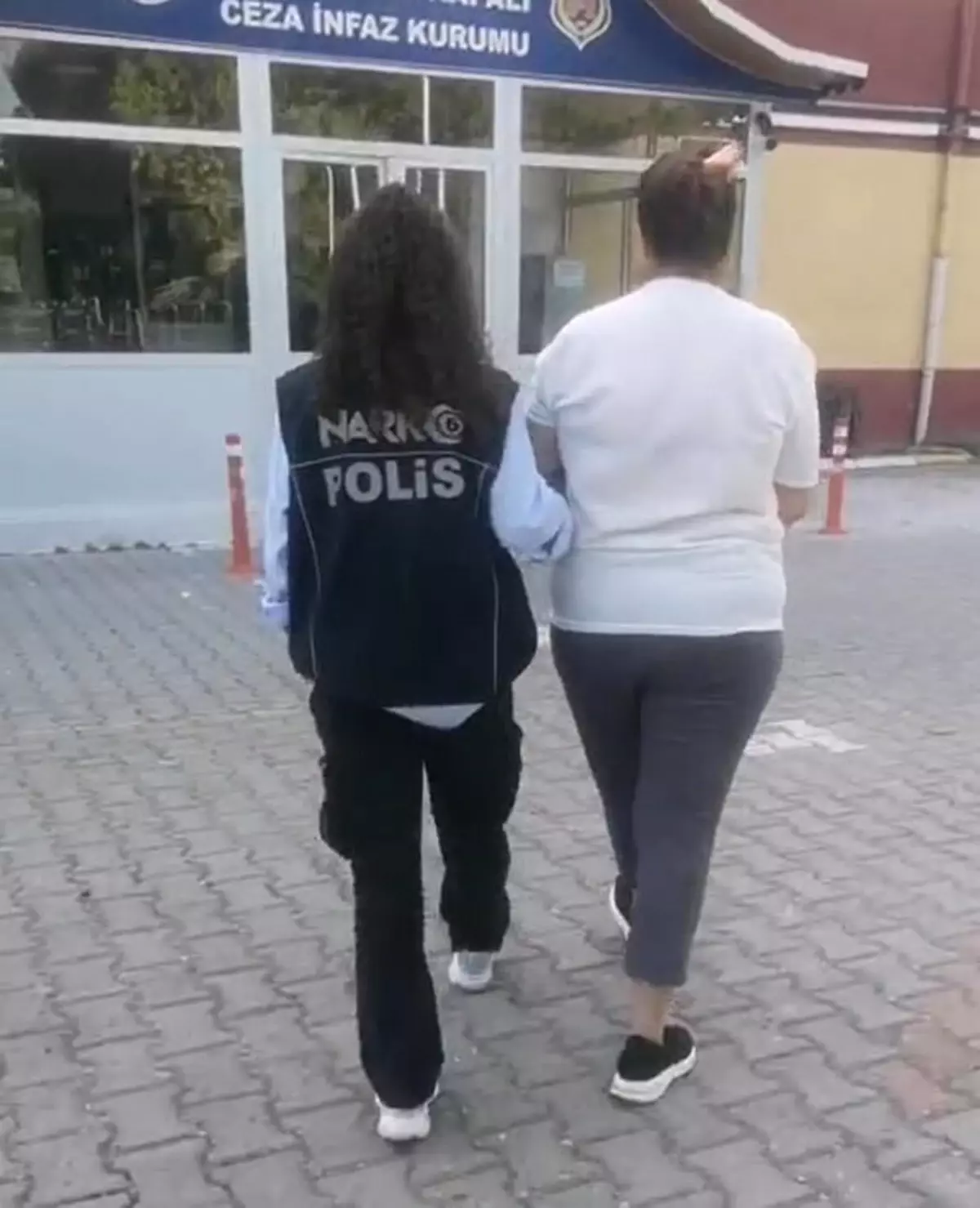 Söke'de Uyuşturucu Operasyonu: İki Kişi Tutuklandı