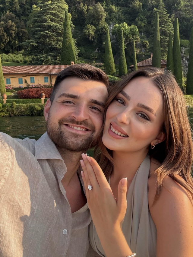 Beşiktaş's goalkeeper Ersin Destanoğlu is getting married