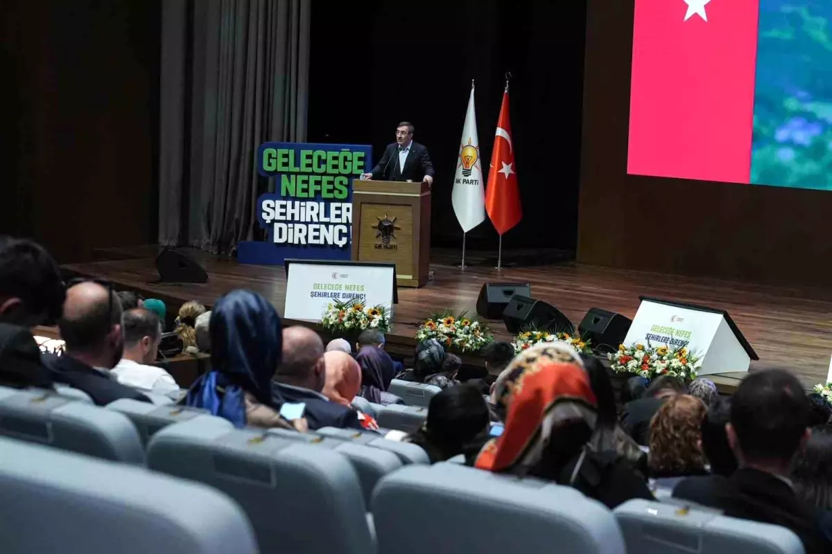 Cumhurbaşkanı Yardımcısı Yılmaz: 'Bu yılın sonunda yüzde 20'li, gelecek yıl yüzde 10'lu rakamda bir enflasyonumuz olacak'