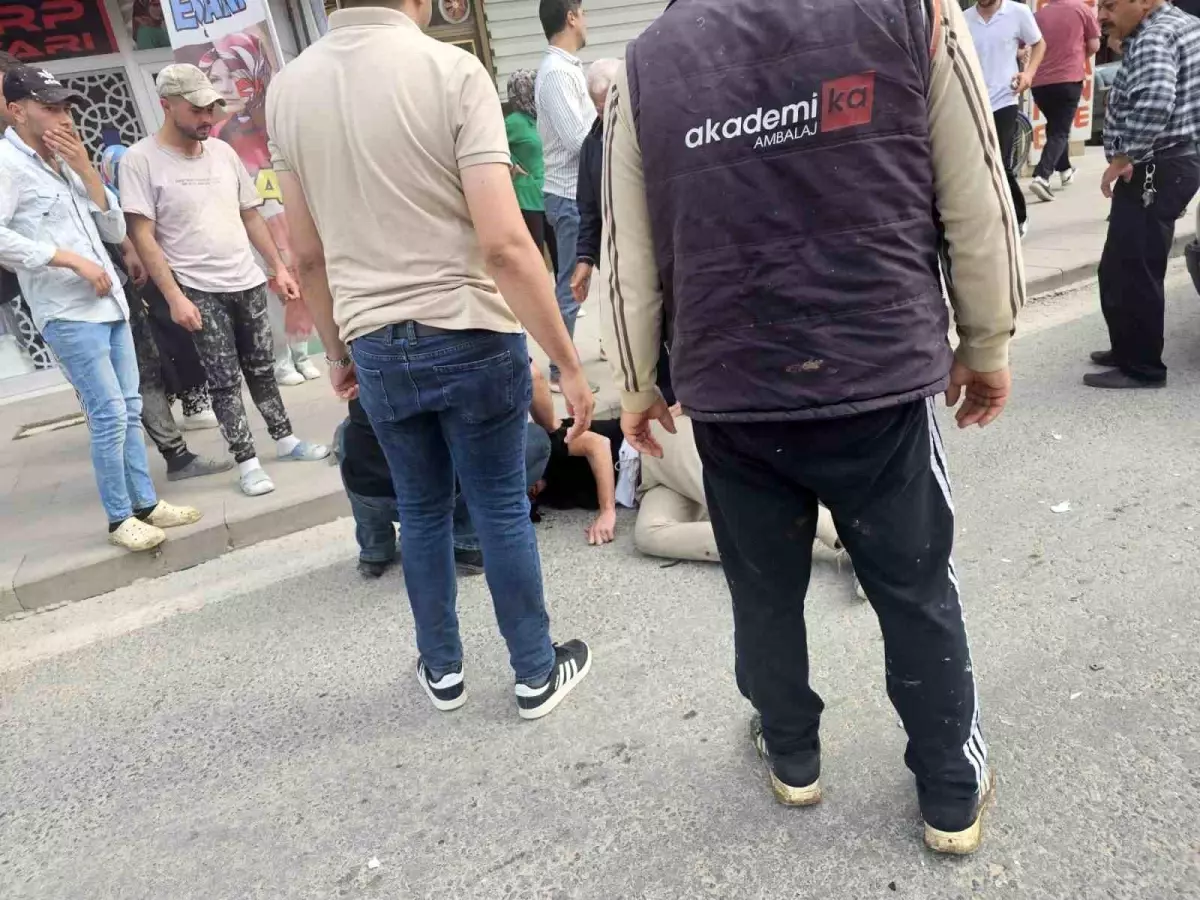 Konya'da Otomobil ile Motosiklet Çarpıştı: 1 Yaralı