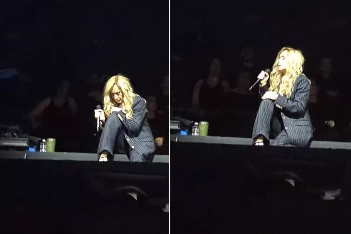 İstanbul'da sahne alan ünlü şarkıcı Lara Fabian sahnede korkuttu
