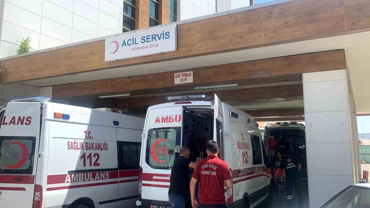 Karaman'da Silahlı Kavga: Baba ve Oğlu Yaralandı