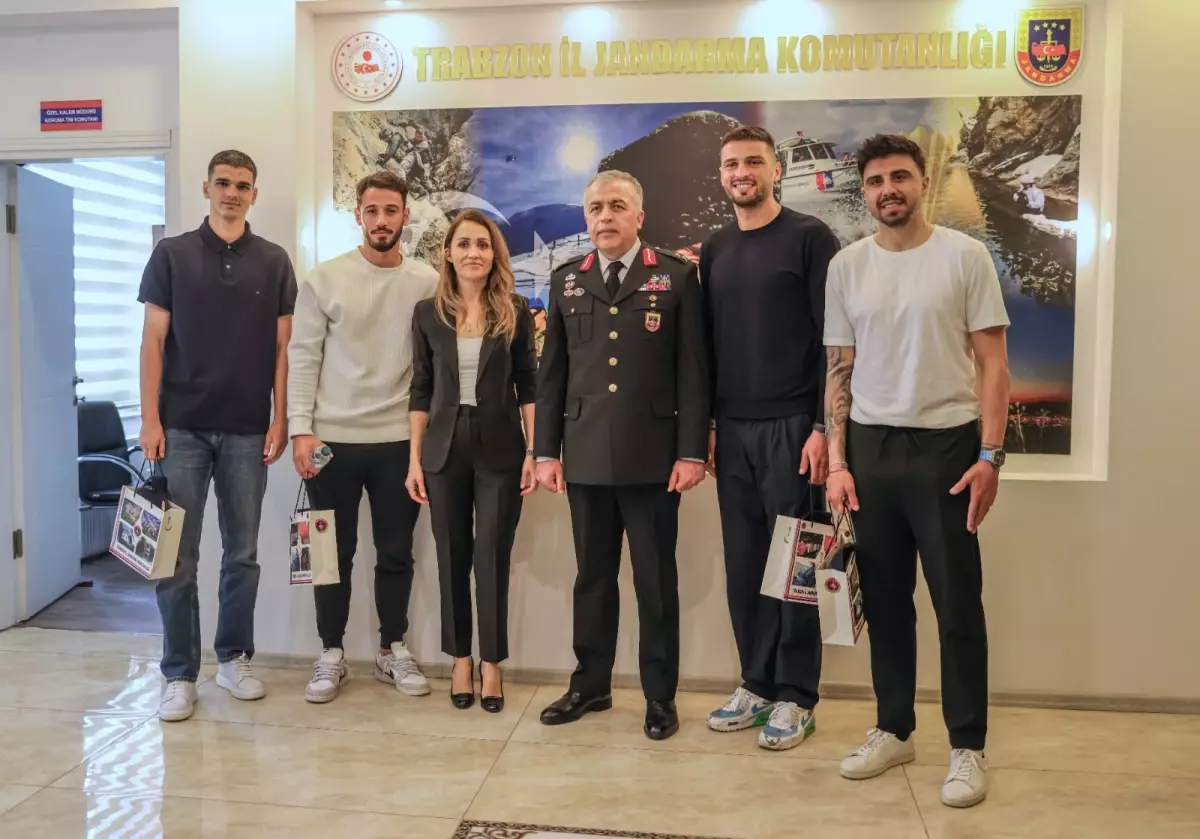 Trabzonspor'dan Jandarma Teşkilatı'na Ziyaret
