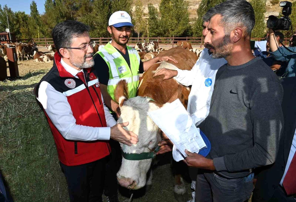 Tarım ve Orman Bakanı Yumaklı: Türkiye 2024'te 32,6 Milyar Dolar İhracat Yapacak