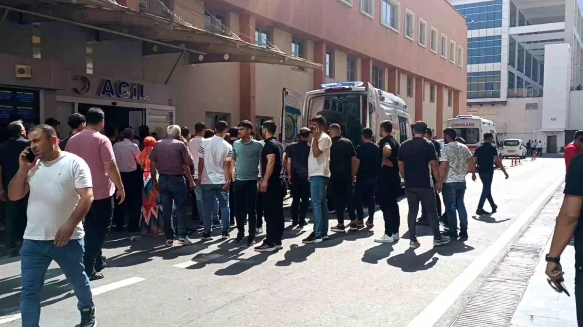 Batman'da Çöken Balkondan Üzücü Kaza: 3 Ölü, 6 Yaralı