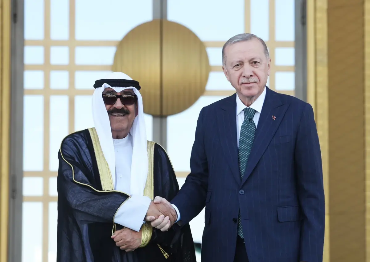 Erdoğan, Kuveyt Emiri ile İsrail-İran çatışmasını görüştü