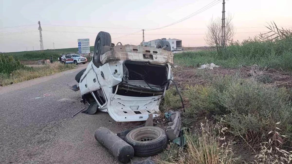Diyarbakır'da Otomobil Devrildi: 1 Ölü, 4 Yaralı