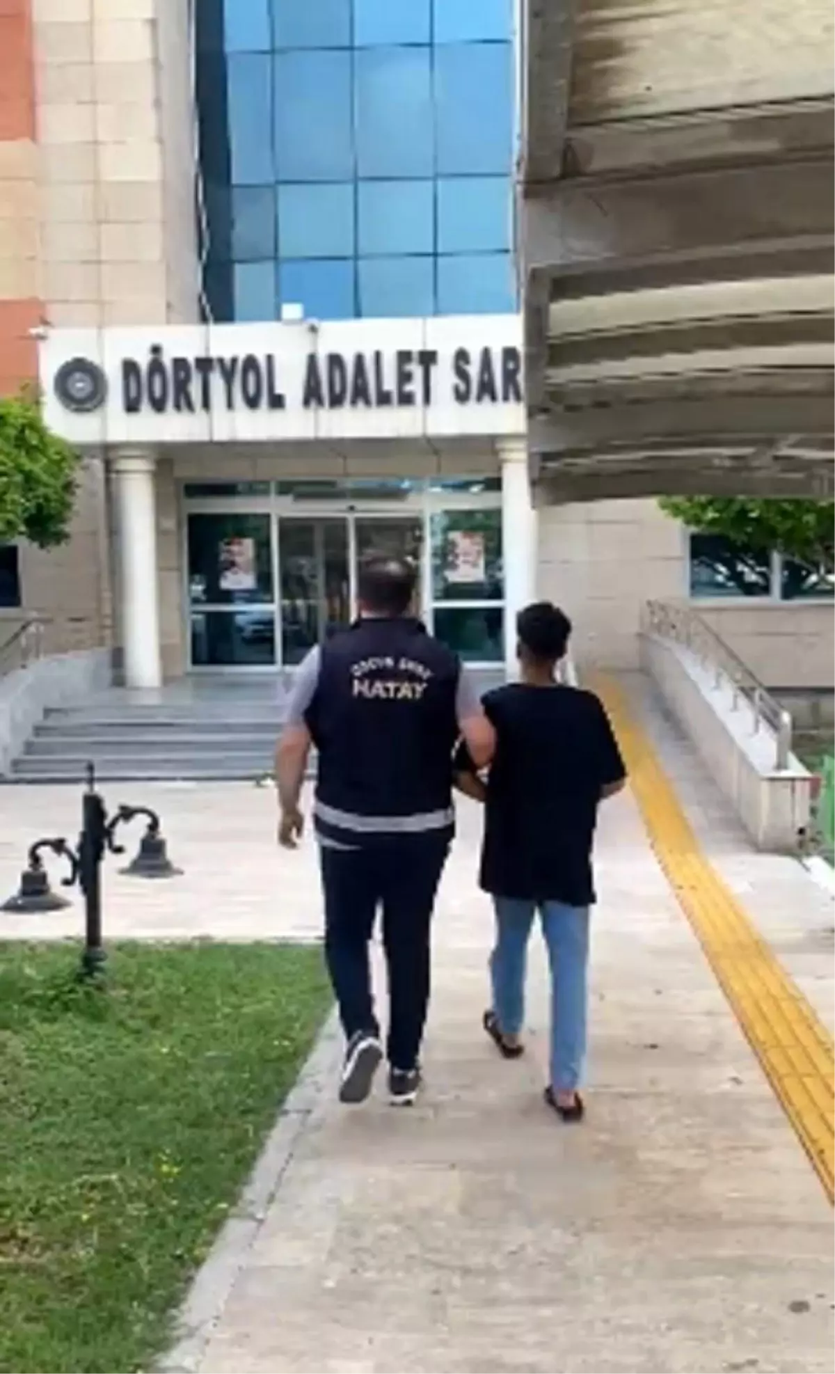 Hatay'da Hırsızlık Şüphelisi Tutuklandı