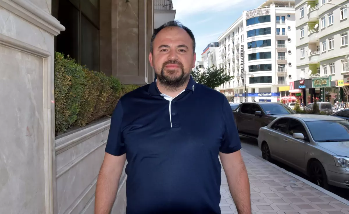 Raşit Akar Tahran'daki Tehlikeli Durumu Anlattı