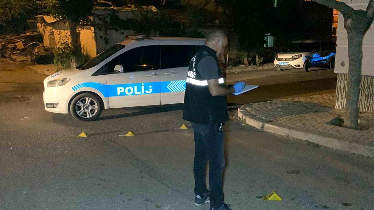 Karaman'da Magandalar Sokak Ortasında Havaya Ateş Açtı