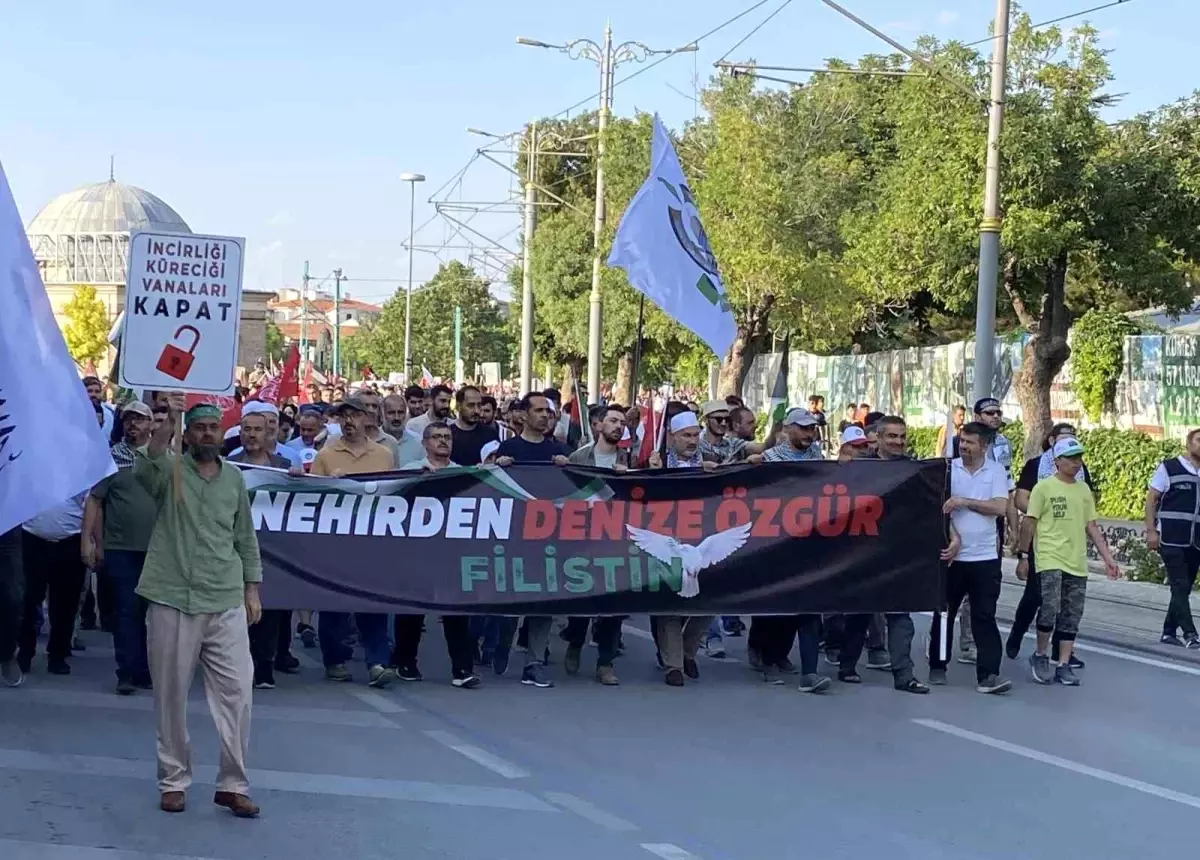 Konya'da Gazze İçin Küresel Vicdan Yürüyüşü Düzenlendi
