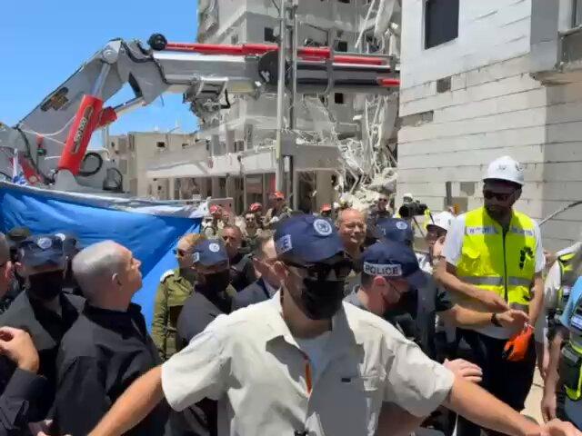 Netanyahu emerged from the shelter after the backlash