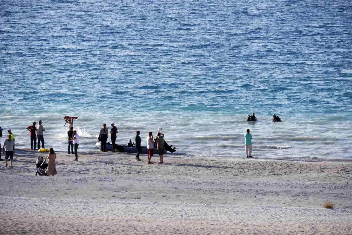 Burdur'da Salda Gölü'nde Boğulma Olayı: Baba ve Oğlu Hayatını Kaybetti