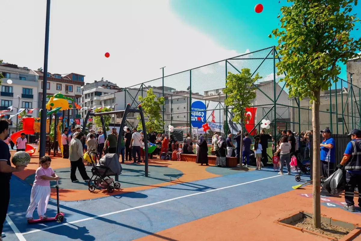 Sancaktepe'de Sırrı Süreyya Önder Spor Parkı Açıldı