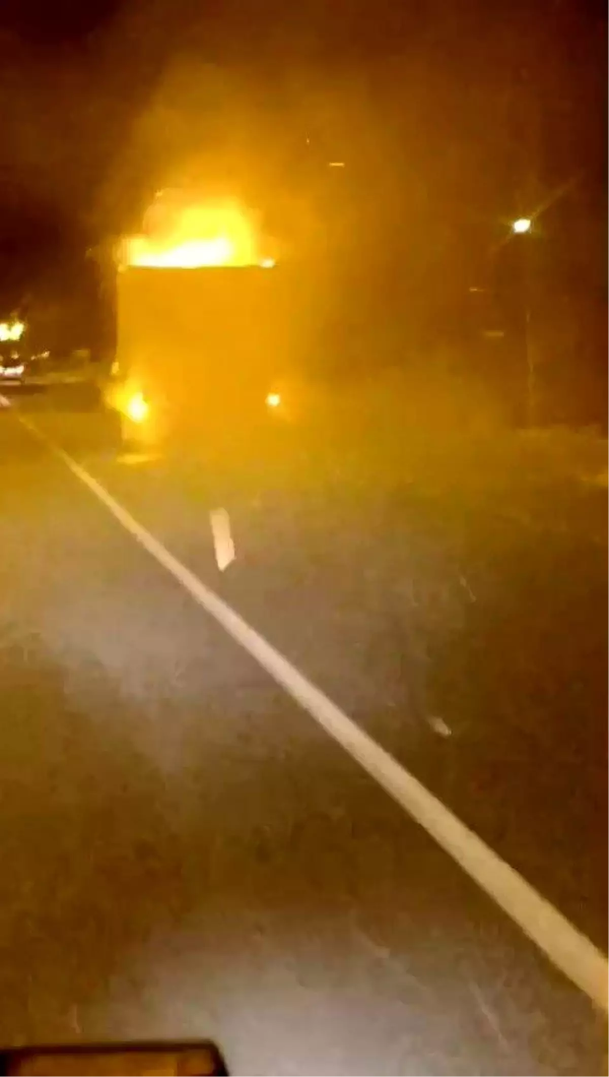 Alev Alan Kamyon Patnos'ta Trafikte Seyir Halinde