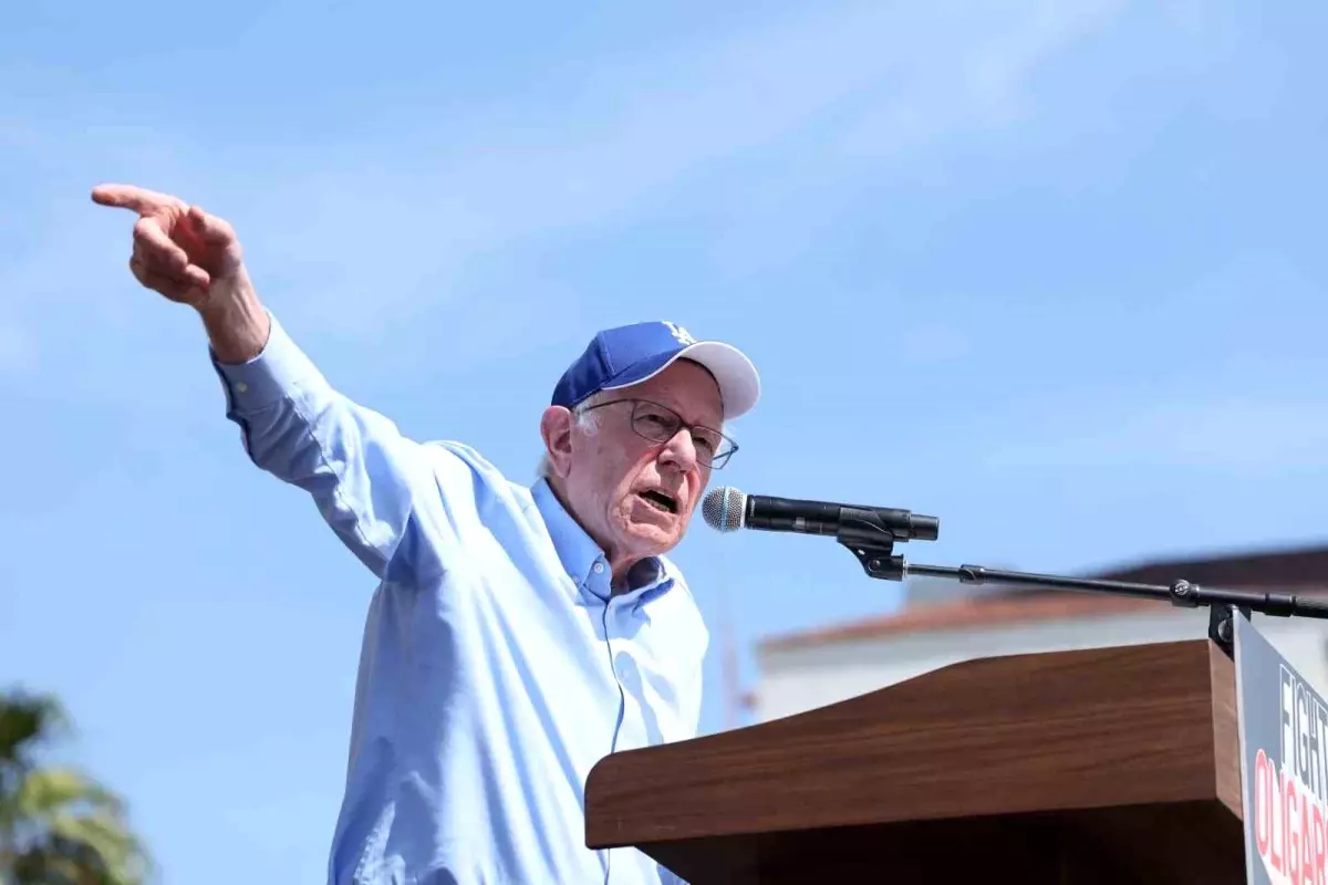 Senatör Bernie Sanders, Netanyahu'yu Nükleer Müzakereleri Sabote Etmekle Suçladı