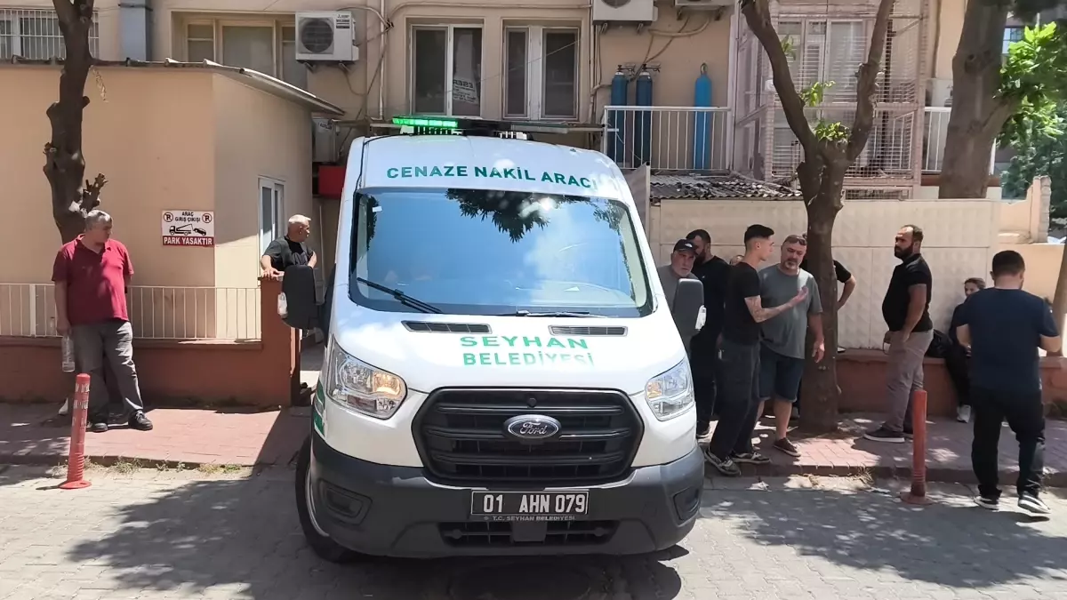 Adana'daki Trafik Kazasında Hayatını Kaybedenlerin Cenazeleri Teslim Alındı