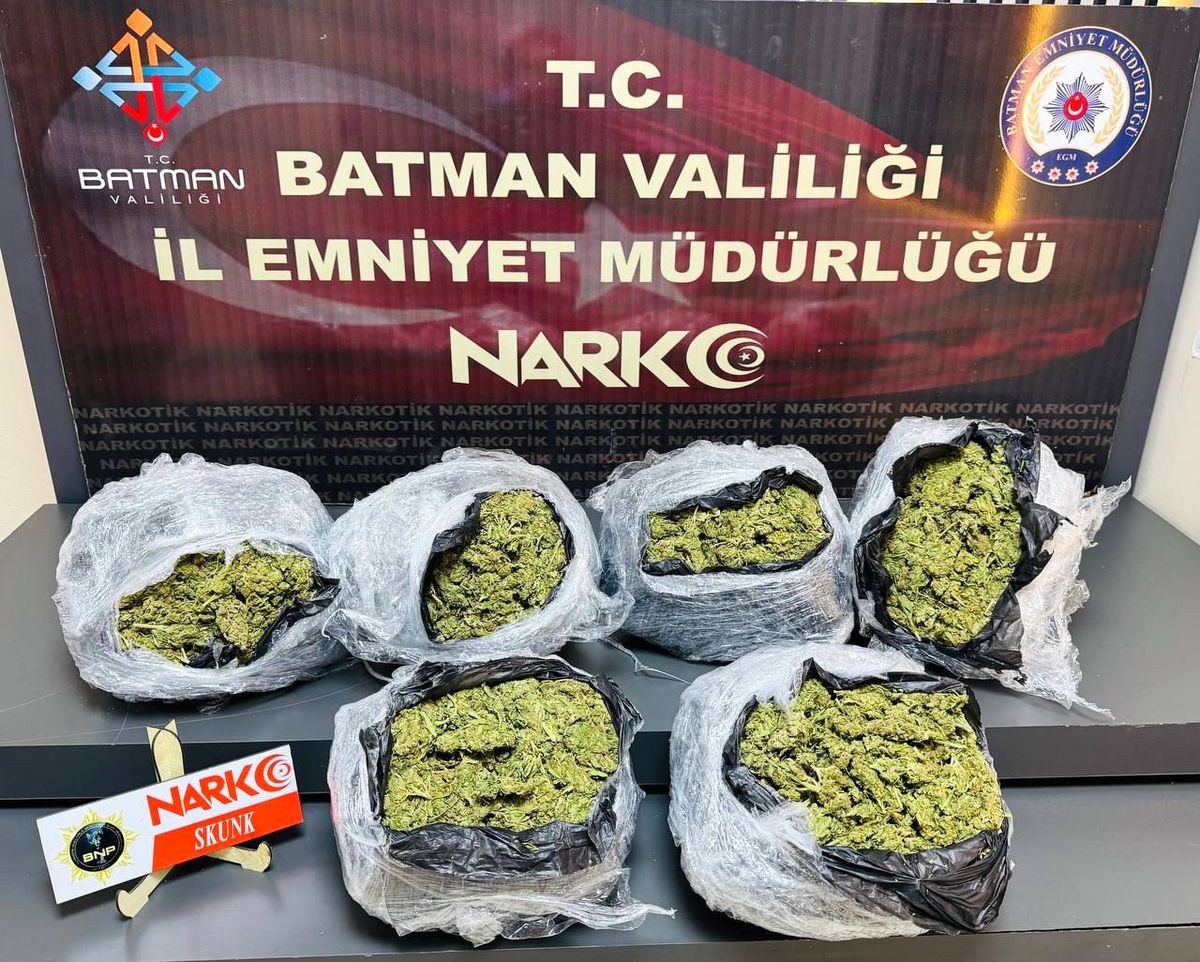 Batman'da 5 Kilo Skunk Eşar Tutuklama