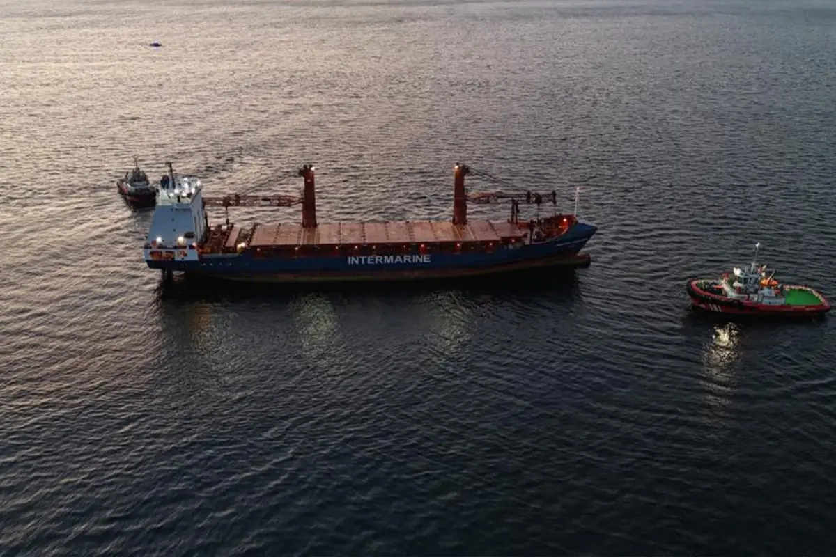 Çanakkale Boğazı'nda yük gemisinde yangın