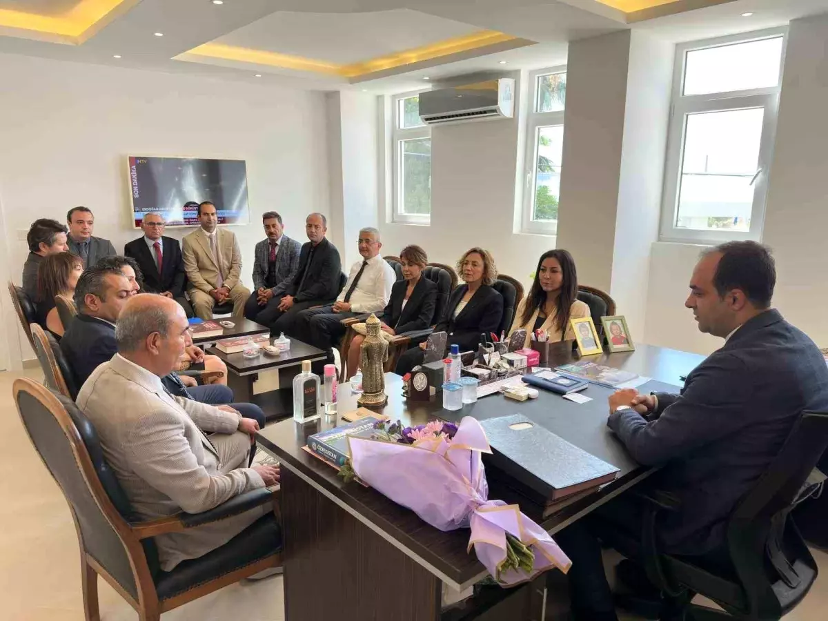 Datça'da Eğitim Yöneticilerine Başarı Belgeleri Takdim Edildi