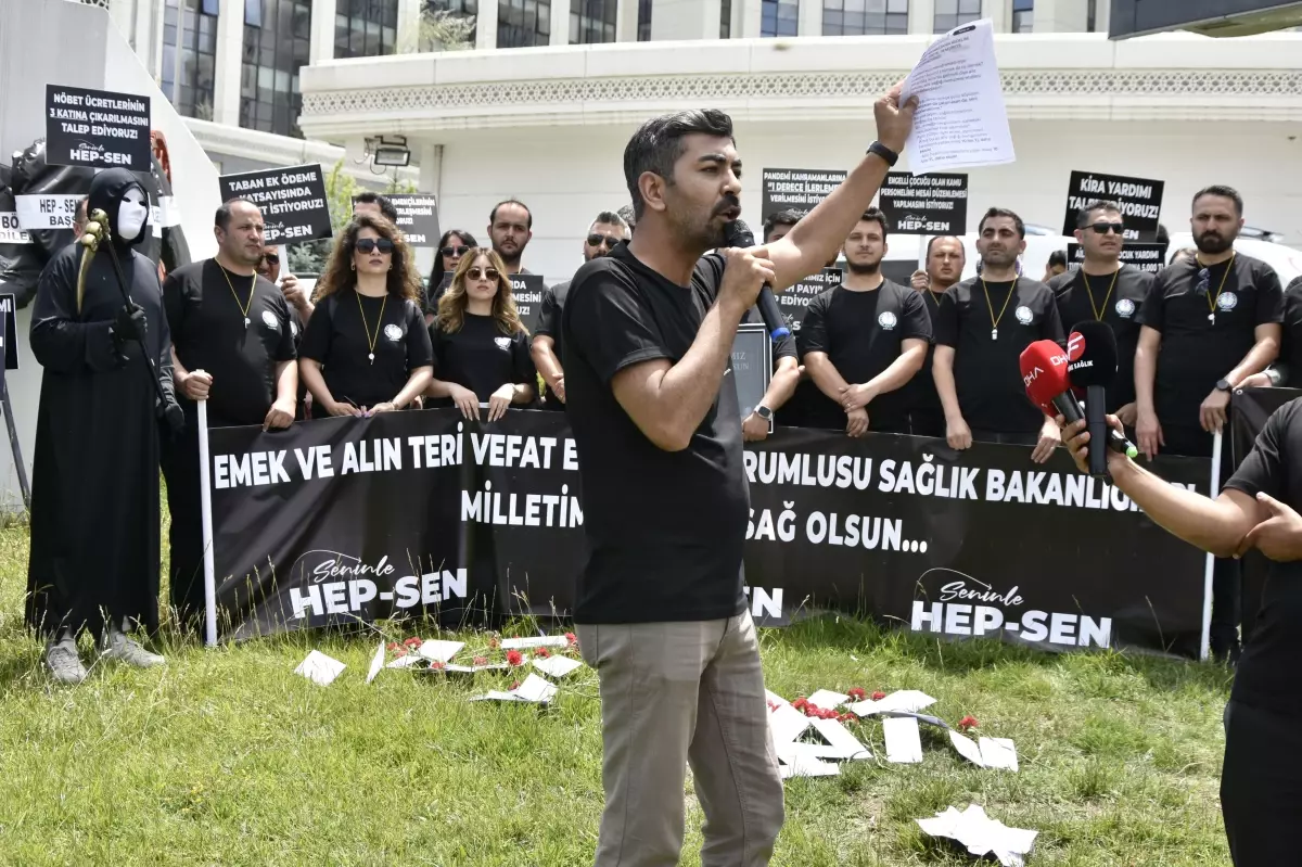 SAĞLIK Çalışanları İçin Hak Kaybı Protestosu