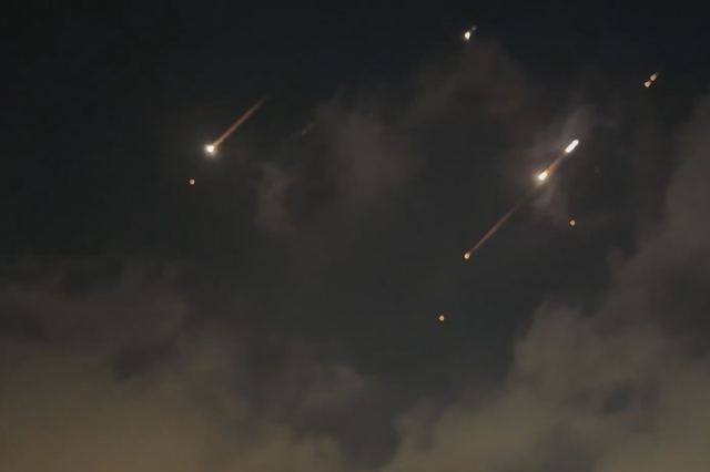 Missiles fired from Iran towards Israel in the skies of Bethlehem!