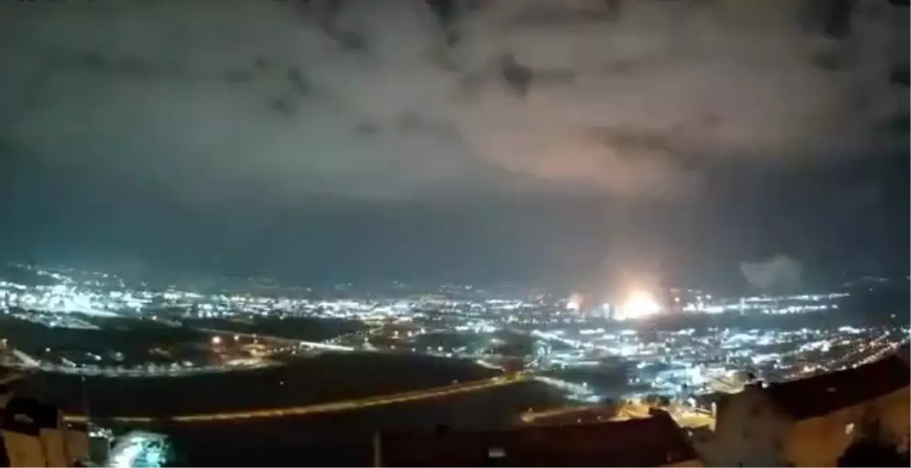 İsrail'deki Hayfa Petrol Rafinerileri Faaliyetlerini Durdurdu
