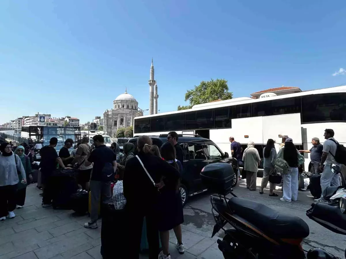 İstanbul'dan İran'a Dönüşler Artıyor