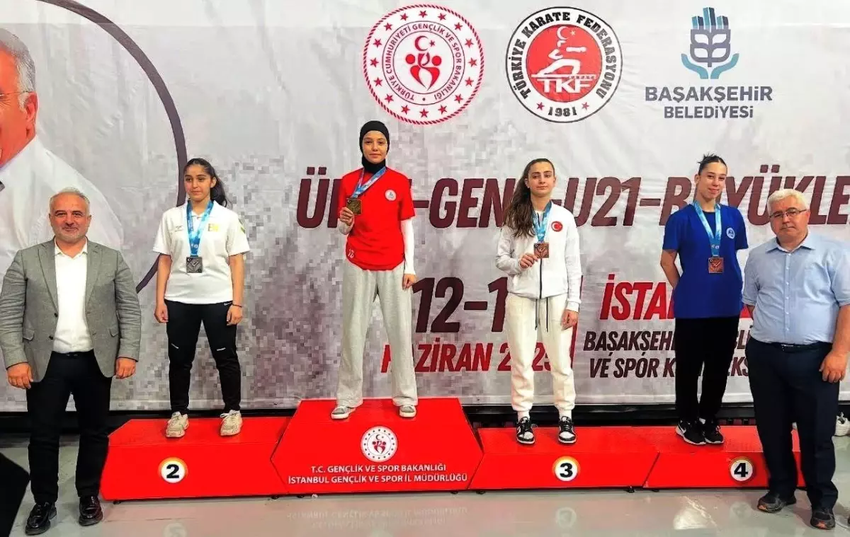 Hümeyra Eraslan, Reis Sönmez Etabı'nda Altın Madalya Kazandı