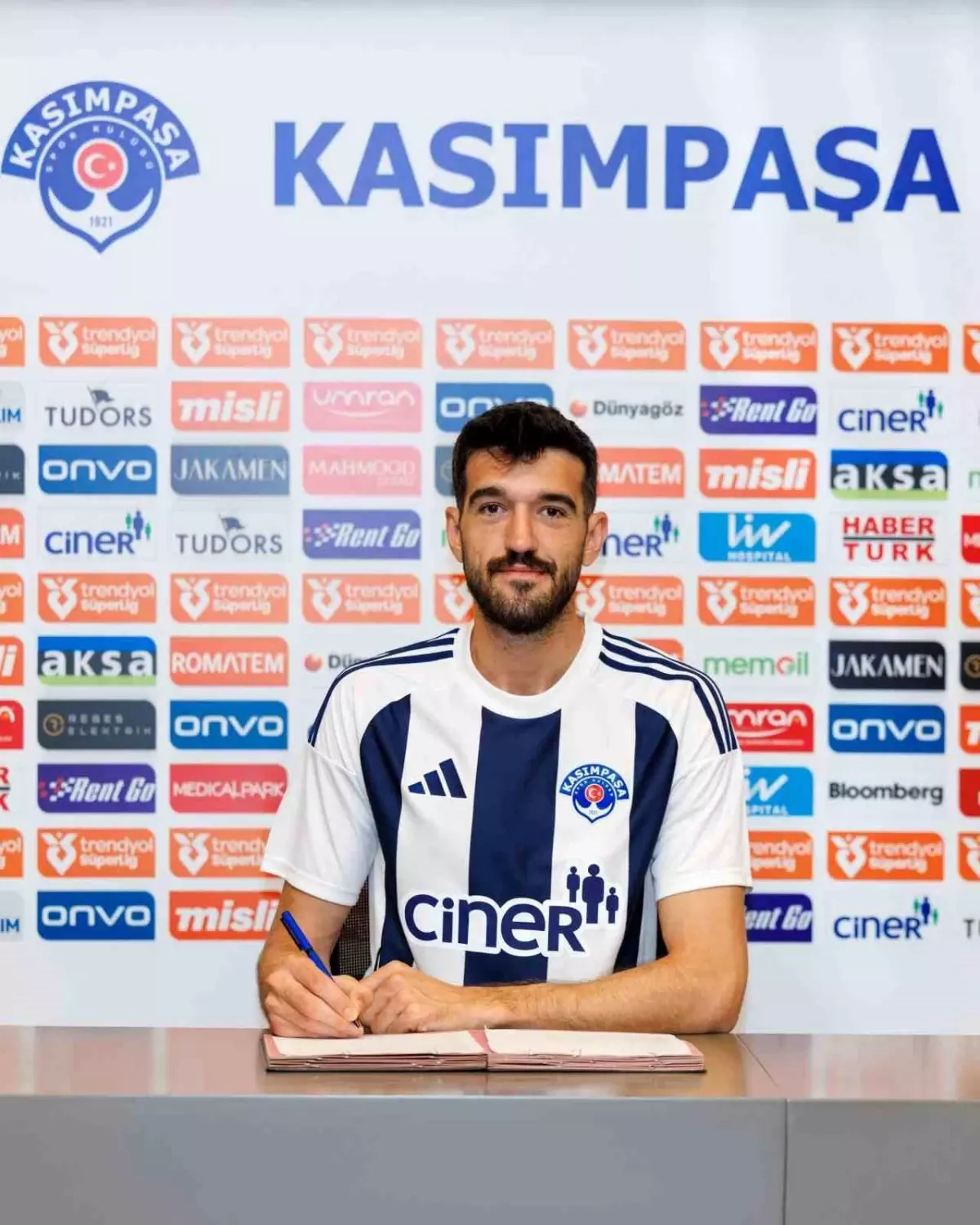 Kasımpaşa, Kubilay Kanatsızkuş ile 2 Yıllık Sözleşme İmzaladı