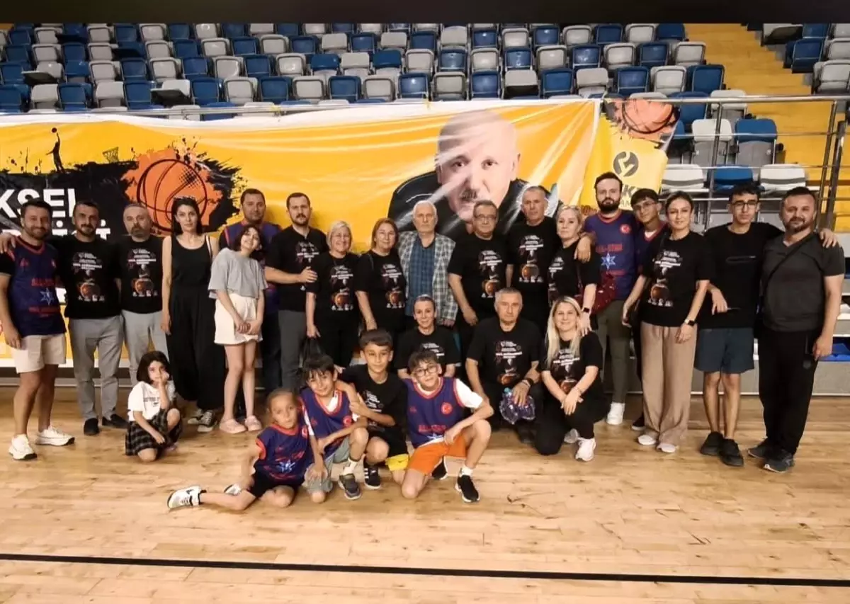 Malatya'da Veteranlar Basketbol Turnuvası Nail Değirmenci Anısına Düzenlendi