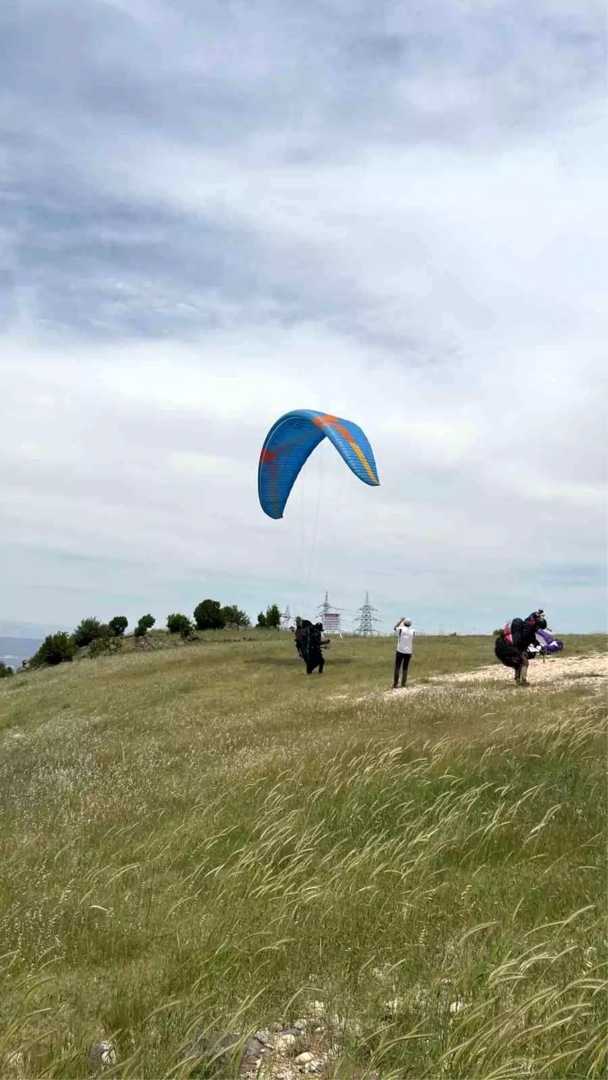 Kahramanmaraşlı Pilot 7 Saat Havada Kalarak 230 Km Uçtu