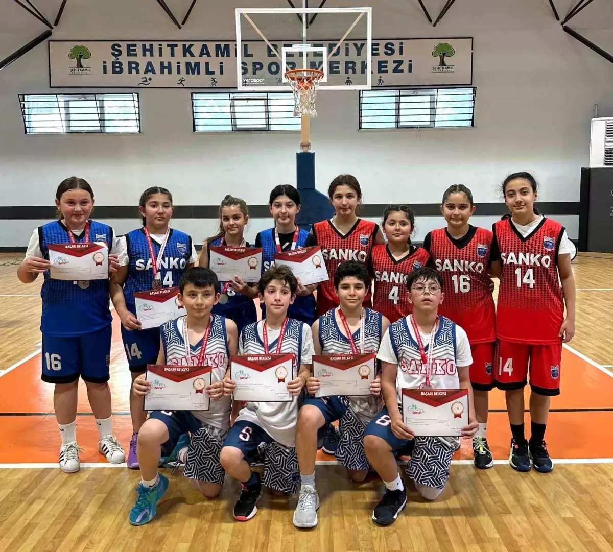 SANKO Okulları Basketbol Takımlarından Büyük Başarı