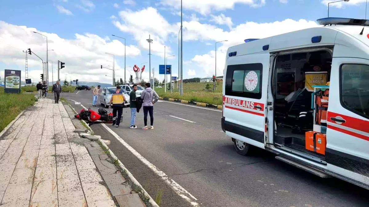 Sarıkamış'ta Trafik Kazası: 1 Yaralı