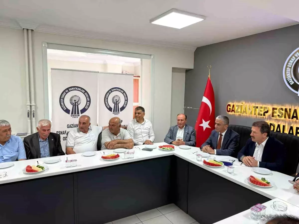 TŞOF Genel Başkanı Yiğiner Gaziantep'te Esnaf Sorunlarını Görüştü