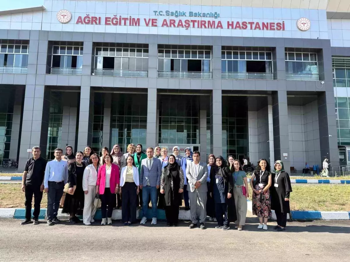 Ağrı Eğitim ve Araştırma Hastanesi 'Anne Dostu Hastane' Belgesi Aldı
