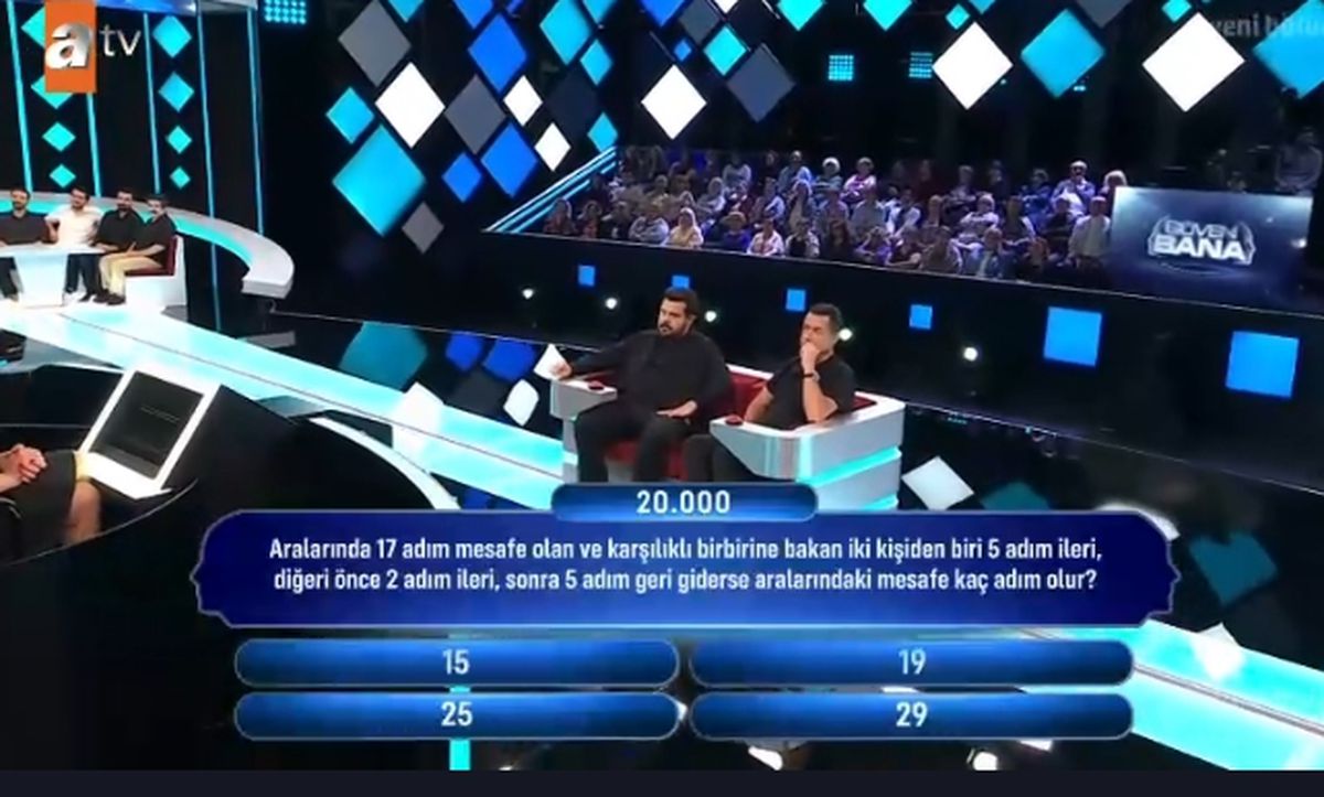 Aralarında 17 adım mesafe olan ve karşılıklı birbirine bakan iki kişiden biri 5 adım ileri, diğeri önce 2 adım ileri, sonra 5 adım geri giderse...
