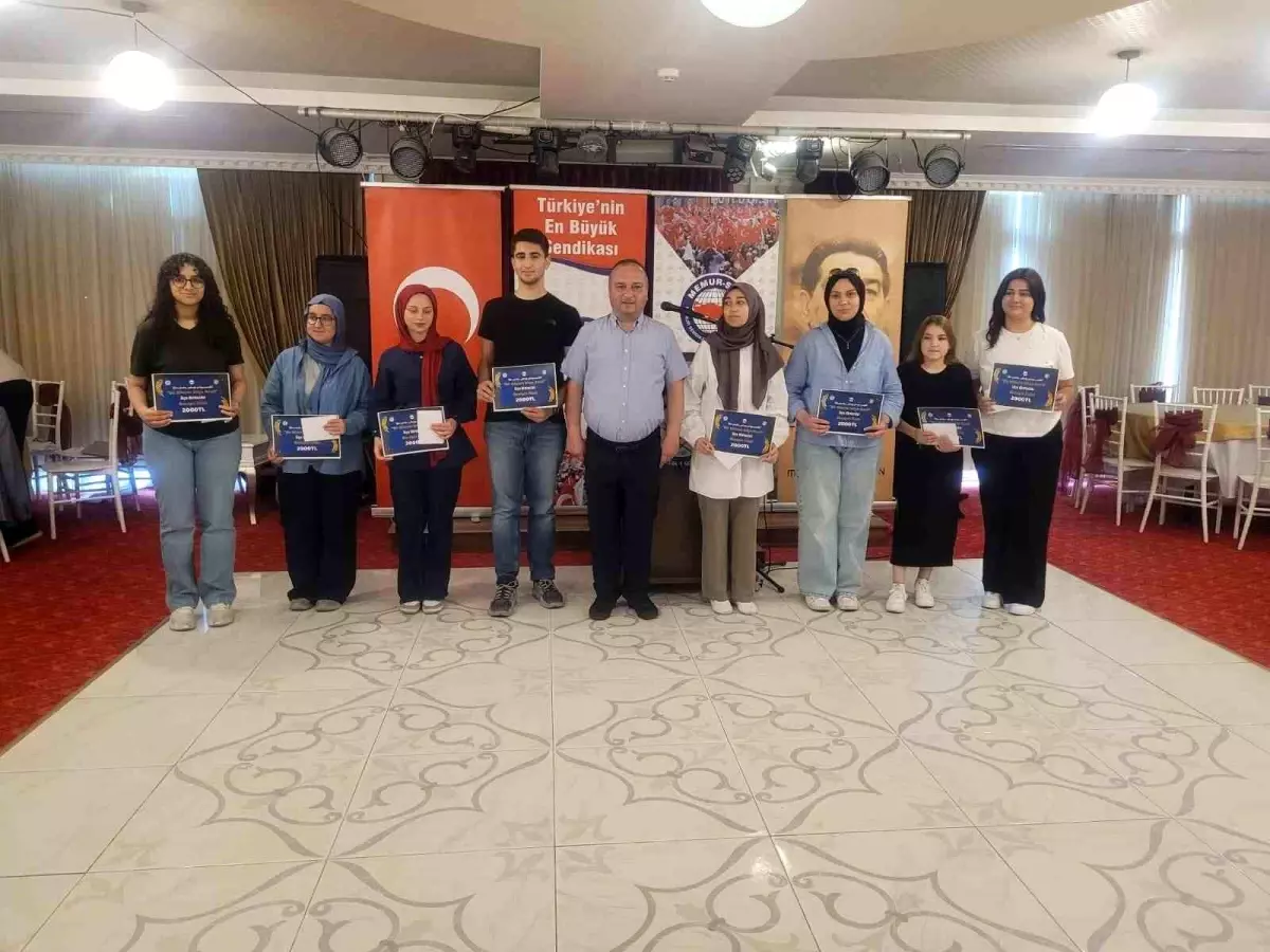 Balıkesir'de 'Bir Bilenle Bilge Nesil Projesi' Ödül Töreni Gerçekleşti