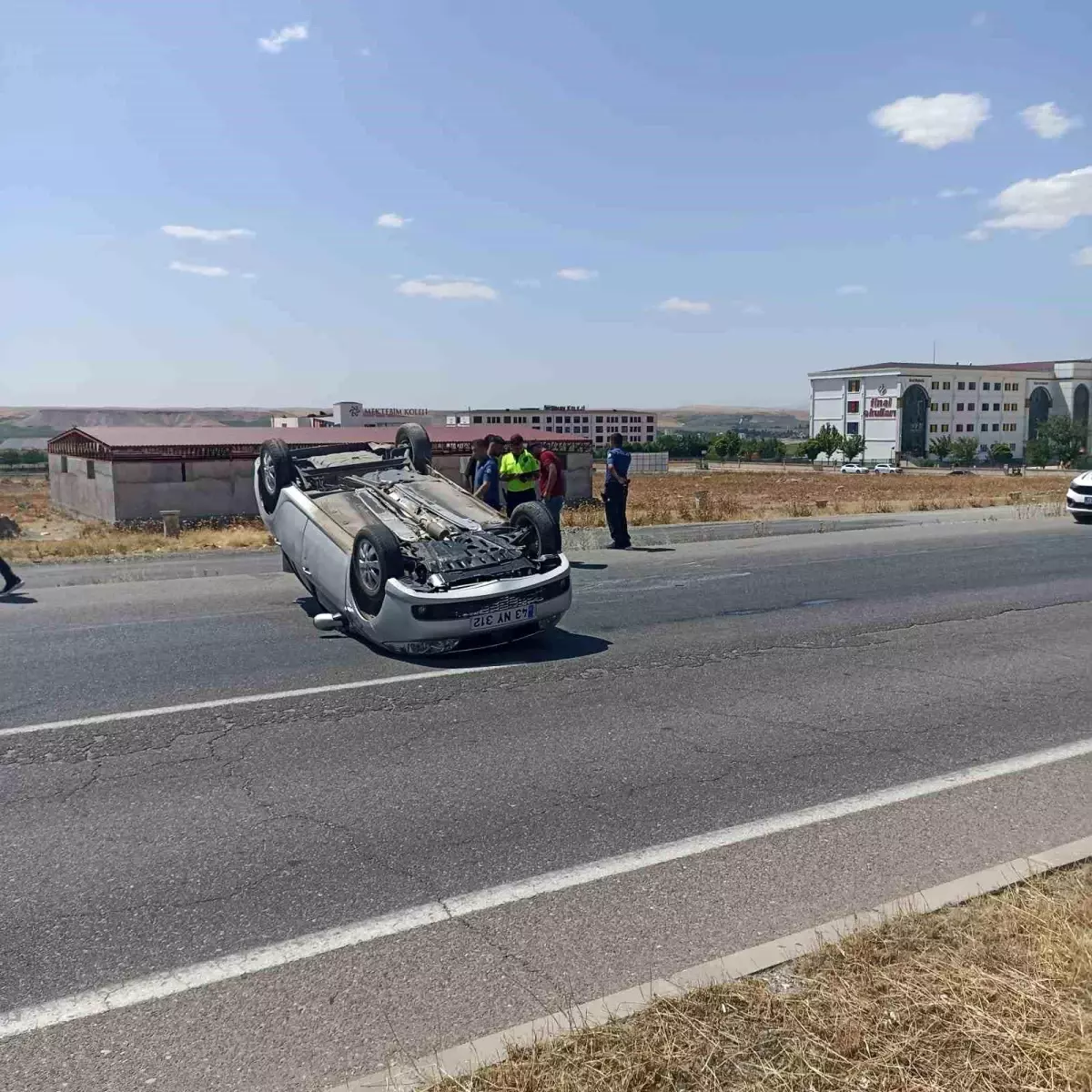 Batman'da Takla Atan Otomobilde 1 Yaralı