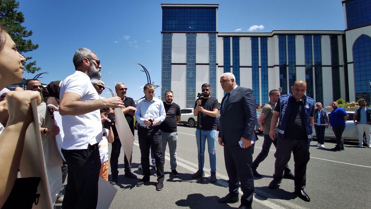 Bingöl'de Su Kesintisi Protestosu