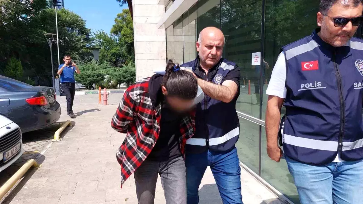 Kıskançlık Cinayete Yolaçtı: Kadın Ağır Yaralandı