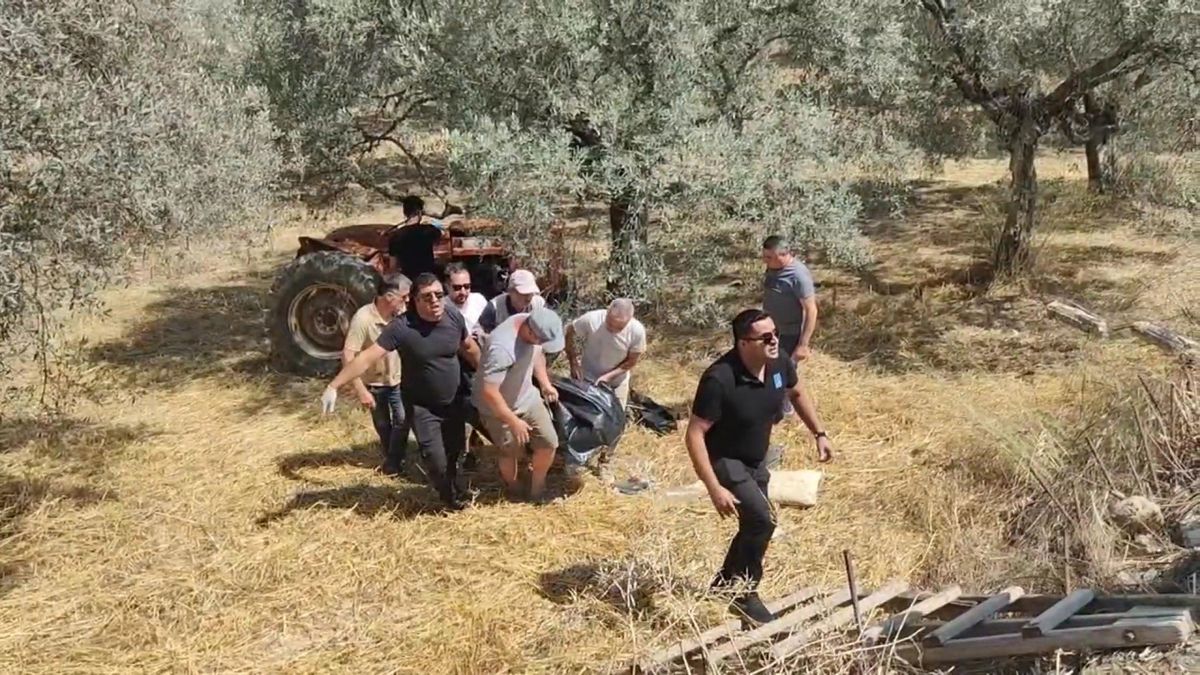 Kuşadası'nda Traktör Devrildi: 66 Yaşındaki Sürücü Hayatını Kaybetti