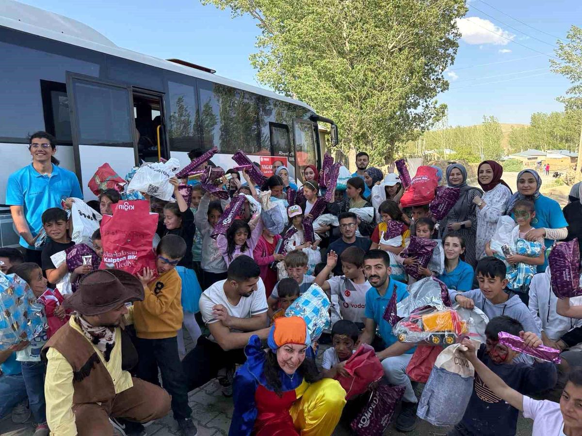 Kadına Yönelik Şiddetle Mücadele Derneği'nden Anlamlı Etkinlik