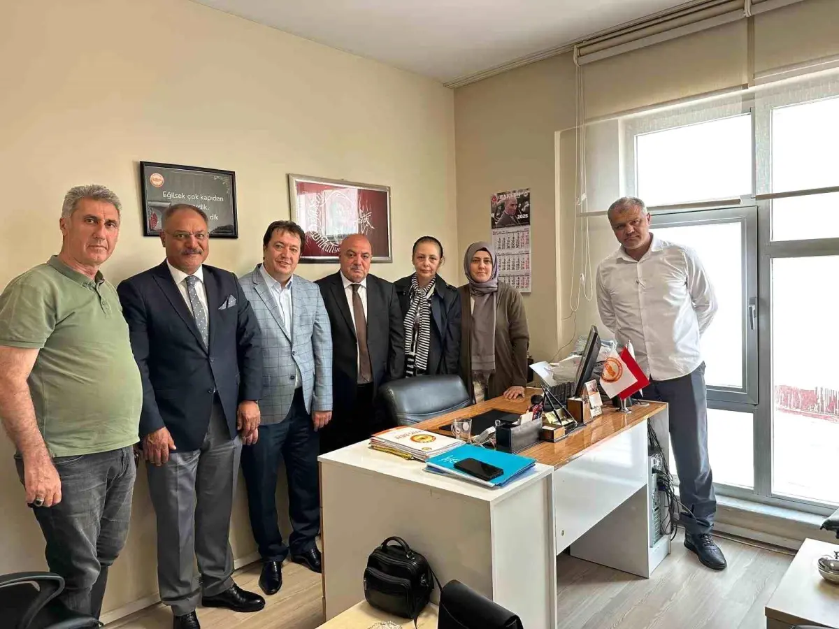 Mobbing ile Mücadele Derneği Başkanından Tebrik Ziyareti