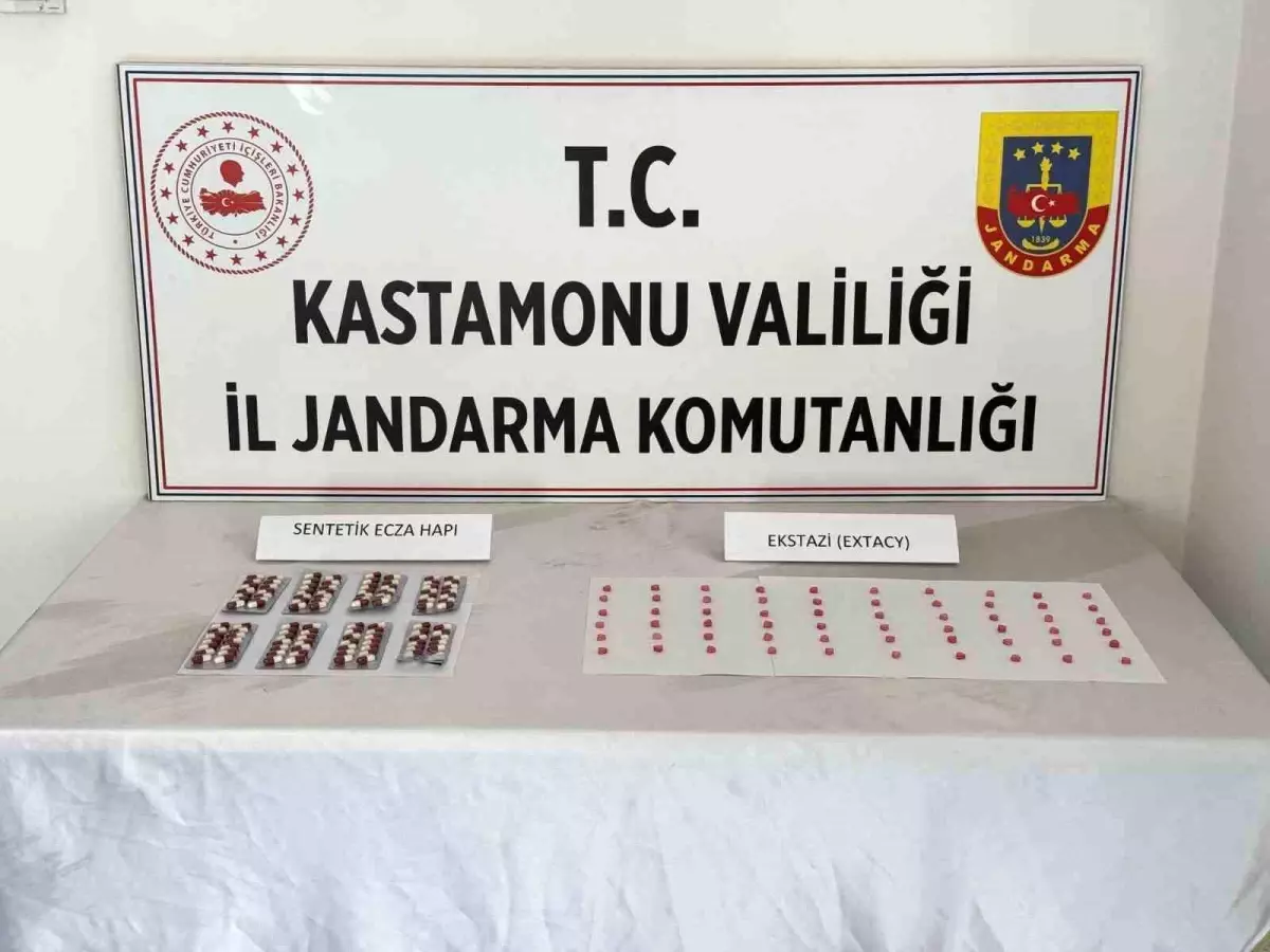 Kastamonu'da Uyuşturucu Operasyonu: 2 Gözaltı