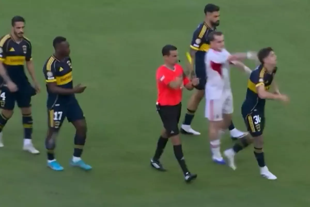 Hakemin yanında yaptı! Boca Juniors maçında Kerem Aktürkoğlu'nu çıldırtan hareket