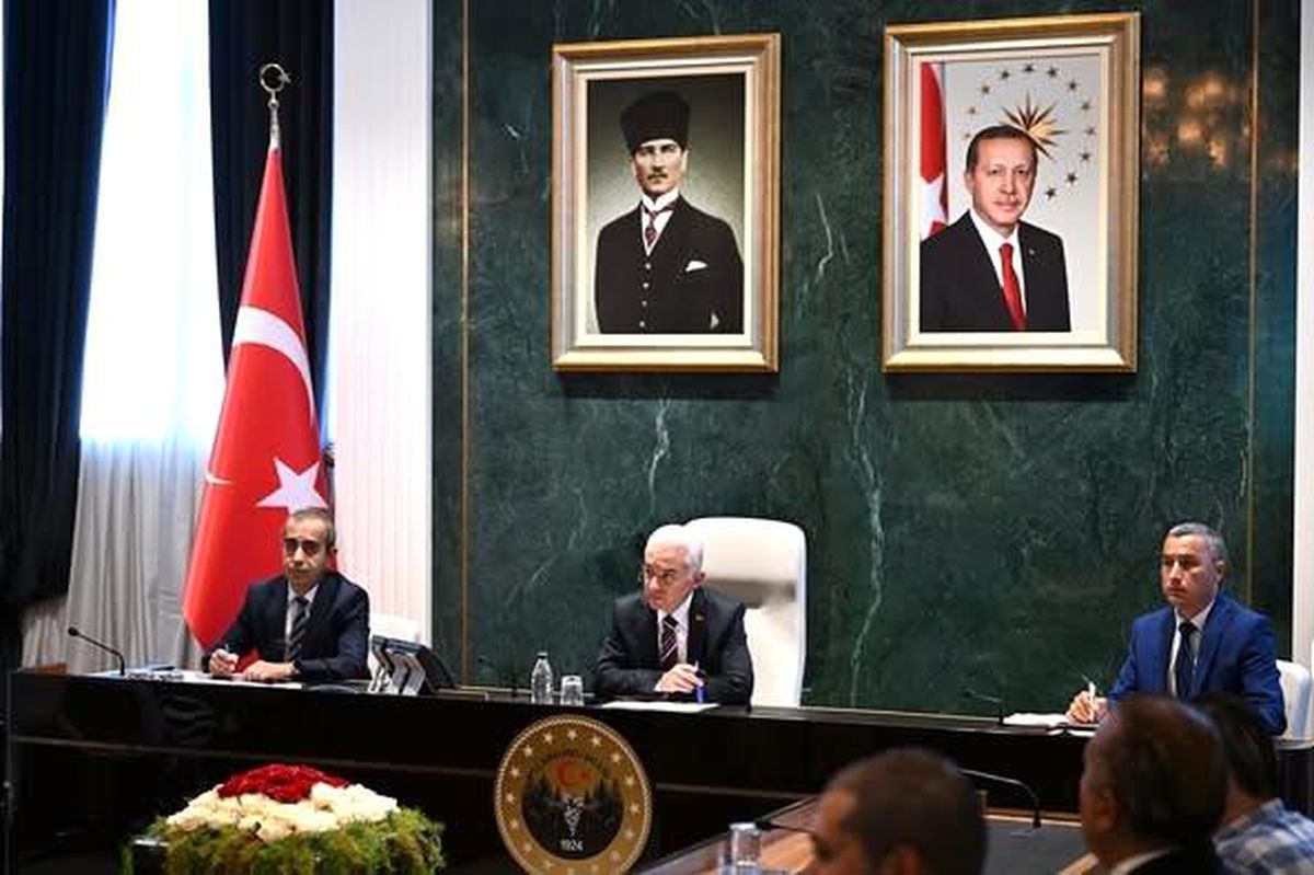Kırklareli Valisi Uğur Turan, Vatandaşlarla Bir Araya Geldi
