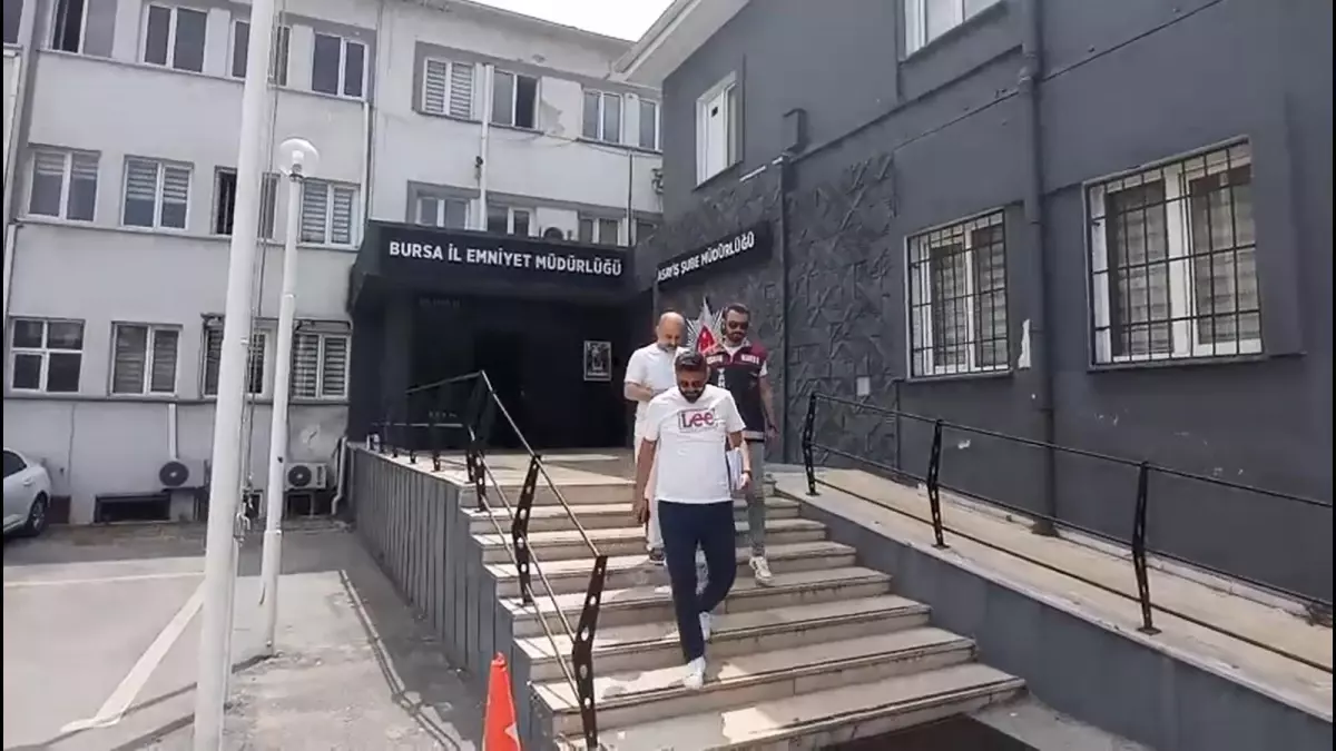 Patronundan Dolandırılan Çaycı Kadın